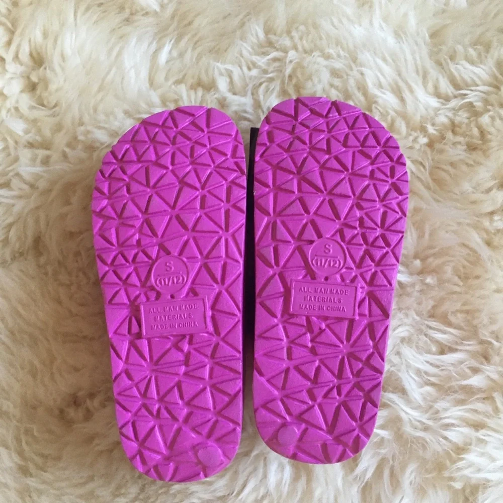 GIRLS SLIPPERS - Picture 3 of 8